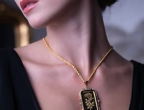 سلاسل وتعاليق